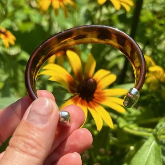LUCITE Tortoise Shell Silver Accent Cuff BRACELET - Picture 3 of 8